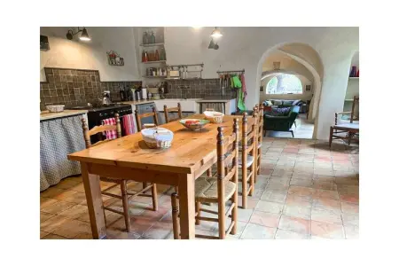 422879, Maison de vacances à Rustrel avec piscine - Photo 14