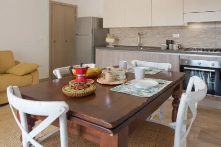 428812, Maison de vacances à Orosei avec Wi-Fi et parking - Photo 3