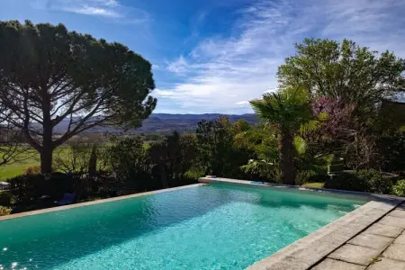 423168, Villa de vacances avec piscine à débordement – 913 GAR - Photo 2
