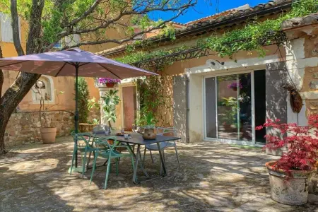 423168, Villa de vacances avec piscine à débordement – 913 GAR - Photo 8