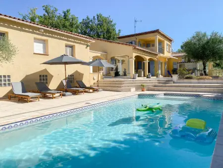 La Cayenne, Villa au calme, piscine et proche d'une village - Photo 1
