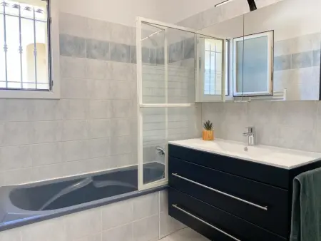 La Cayenne, Villa au calme, piscine et proche d'une village - Photo 22