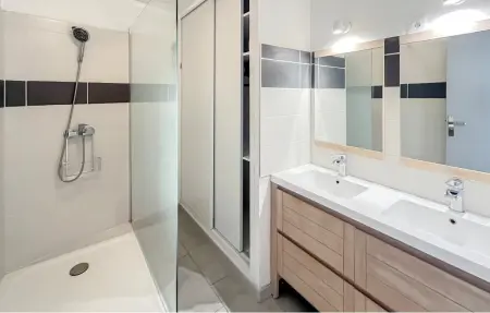 Maison 10 personnes à Nîmes - Photo 6