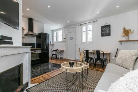 MC-67-SOLIDARITE-RDC, Charmant appartement - 2 chambres/6 places - Montreuil - Photo 100