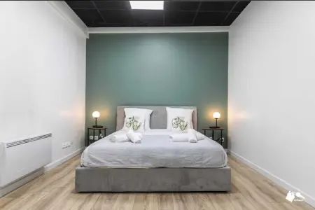 MC-6-GIRARDOT, Appartement spacieux 3 chambres/10 pièces à Montreuil près de Paris - Photo 170