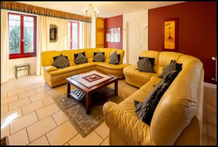 Villa à Gouttières — 350 m² avec piscine privée - Photo 19