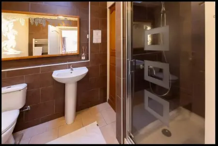 Villa à Gouttières — 350 m² avec piscine privée - Photo 111