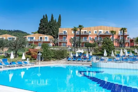 324111, Appartement deux pièces Arca avec vue sur le lac - Photo 1