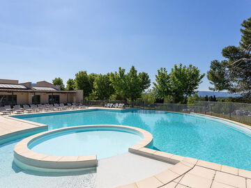 Location Appartement à L'isle sur la Sorgue,Provence Country Club (LSS201) FR8002.610.2 N°457264