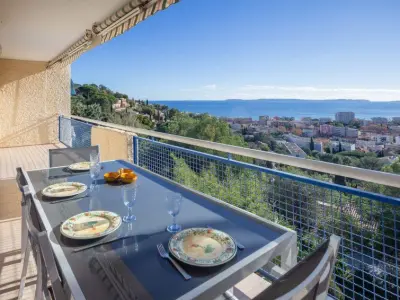 Appartement à Le Lavandou, Les Alizées - L49973