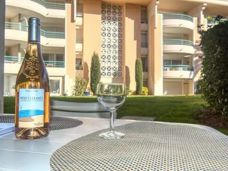 Le Cesarée, Appartement 4 personnes à Fréjus - Photo 11