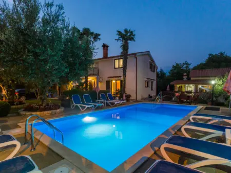 Nena, Appartement 5 personnes à Poreč - Photo 1