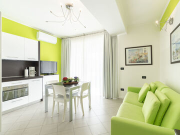 Location Appartement à Santo Stefano al Mare,Verde IT1780.616.2 N°708172