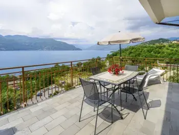 Apartamento en Porto Valtravaglia,Montesole (PVA300) IT2082.670.1 N°242425