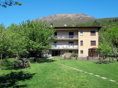 Location Appartement à Carlazzo,Laghetto IT2365.605.1 N°527547