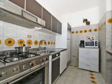 Gianni, Appartement 6 personnes à Torri del Benaco - Photo 6