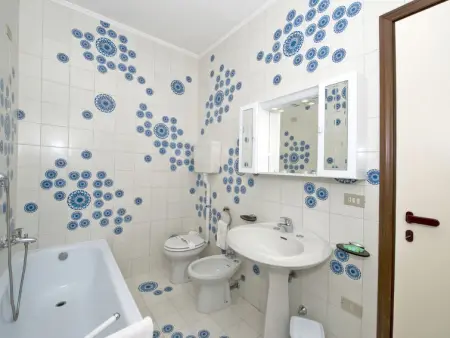 Gianni, Appartement 6 personnes à Torri del Benaco - Photo 11