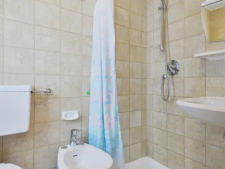 Bernard, Appartement 8 personnes à Campitello - Photo 17