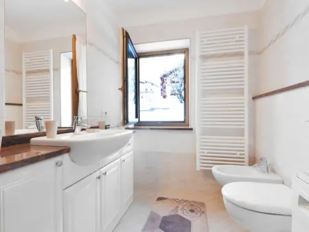 Bernard, Appartement 8 personnes à Campitello - Photo 18