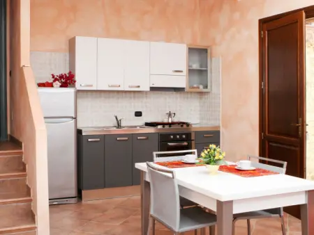 Il Borgo II (PCR165), Appartement 4 personnes à Porto Corallo - Photo 3