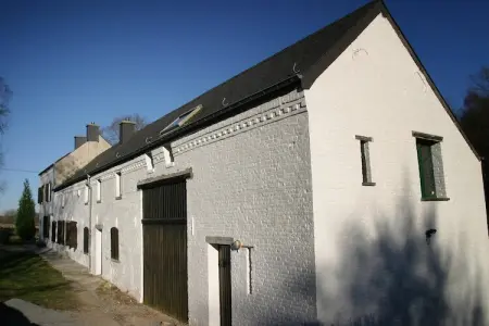 Le Fenil, Ancienne ferme à Sivry-Rance avec jardin - Photo 7