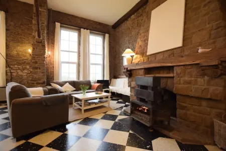 La Tannière, Charmante maison de vacances à Érezée, spacieuse, originale et calme - Photo 1