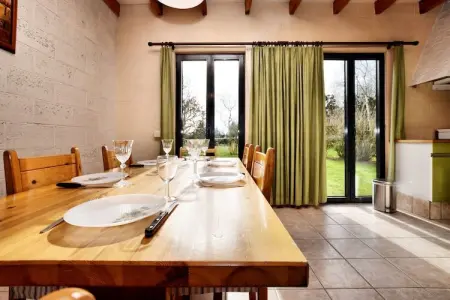 La Buse, Maison de vacances spacieuse avec jardin privé à Rendeux - Photo 3