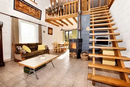 La Buse, Maison de vacances spacieuse avec jardin privé à Rendeux - Photo 5