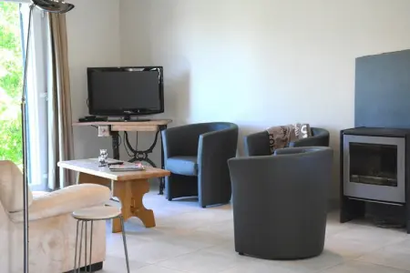 La Campagnarde, Belle maison de vacances à Hotton avec grand jardin - Photo 2