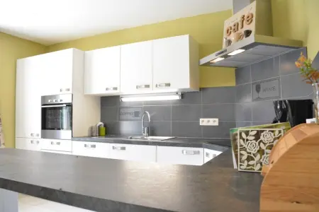 La Campagnarde, Belle maison de vacances à Hotton avec grand jardin - Photo 6