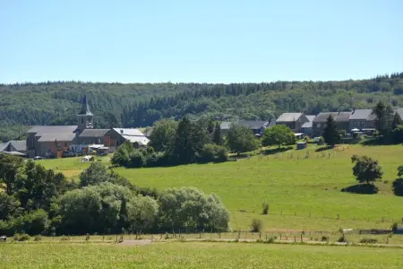 La Campagnarde, Belle maison de vacances à Hotton avec grand jardin - Photo 16