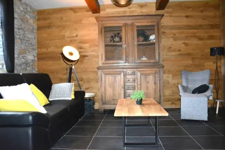 Chez Zélie, Maison de vacances spacieuse à Vaux-sur-Sûre

 avec Jardin - Photo 4