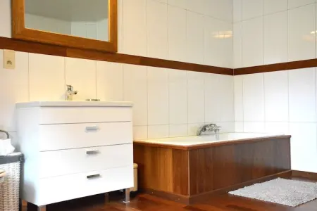 Chez Zélie, Maison de vacances spacieuse à Vaux-sur-Sûre

 avec Jardin - Photo 12