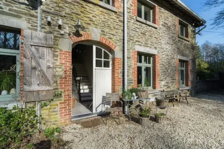 La Ferme Tirou, Gîte spacieux avec cour arrière et grand jardin à Namur - Photo 17