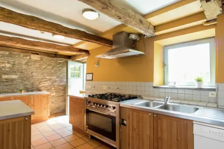 La Petite Provence, Spacieuse ferme à Gouvy, avec piscine intérieure - Photo 8