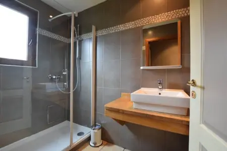 Le Saint Thibaut, Maison de vacances confortable à Rendeux - Photo 26