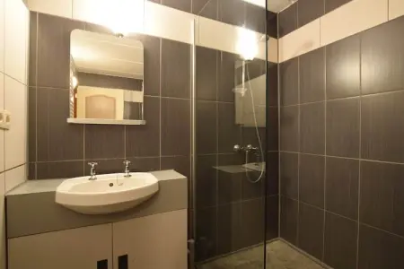 Le Saint Thibaut, Maison de vacances confortable à Rendeux - Photo 28