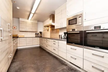 Landgoed Hoge Venen 30-pers, Maison luxueuse avec piscine intérieure à Malmedy, Belgique - Photo 5