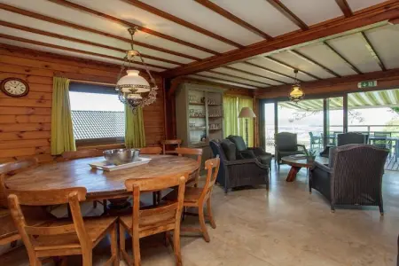 La Belle Reine, Villa vintage avec jardin privé près de la forêt à Rendeux - Photo 8