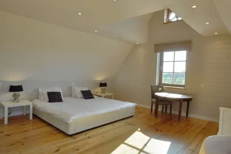 De Vlaamse Kust, Spacieuse demeure avec cour à Diksmuide, en Belgique - Photo 15