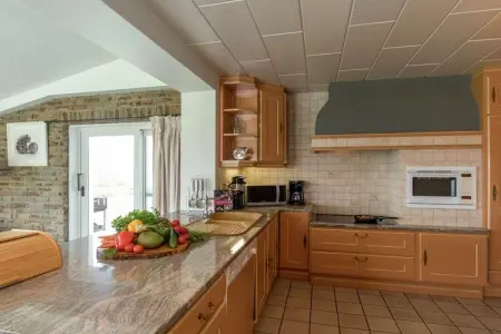 Le Paradis et Espace, Maison de vacances moderne avec sauna à Rendeux - Photo 5