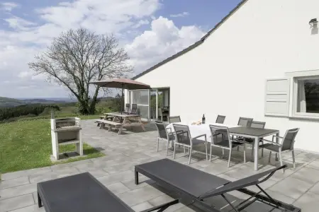 Le Paradis et Espace, Maison de vacances moderne avec sauna à Rendeux - Photo 12