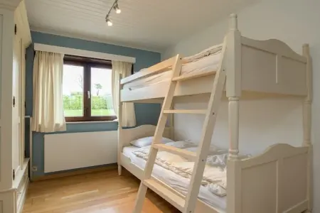 Le Paradis et Espace, Maison de vacances moderne avec sauna à Rendeux - Photo 17