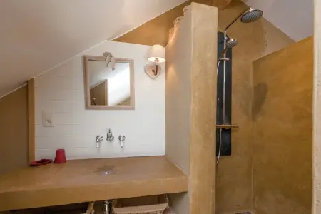 Le Refuge de Césyl, Superbe maison de vacances à Bertrix, avec jardin privé - Photo 16