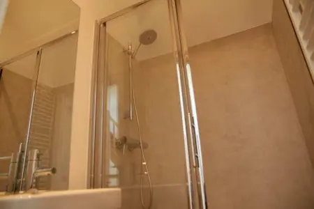 Le Vieux Tilleul du Château, Maison de vacances boutique avec piscine à Gesves - Photo 18