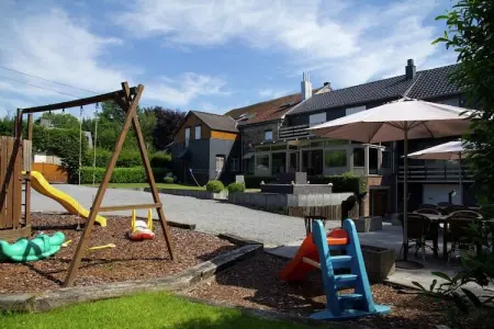 La Vallée 24p, Luxueuse maison de vacances, animaux bienvenus à Theux - Photo 2