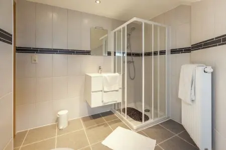 De Wever, Maison de vacances luxueuse avec jardin à Glabbeek - Photo 29