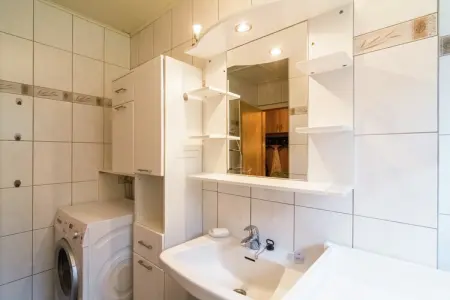 Aguirre, Confortable chalet avec jardin à Bütgenbach près du lac - Photo 13