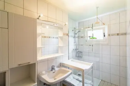 Aguirre, Confortable chalet avec jardin à Bütgenbach près du lac - Photo 14