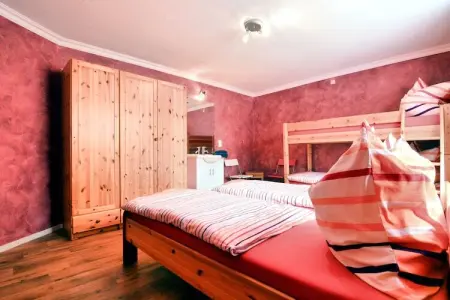 Haus Annick, Belle maison de vacances au bord de la forêt à Nidrum - Photo 17